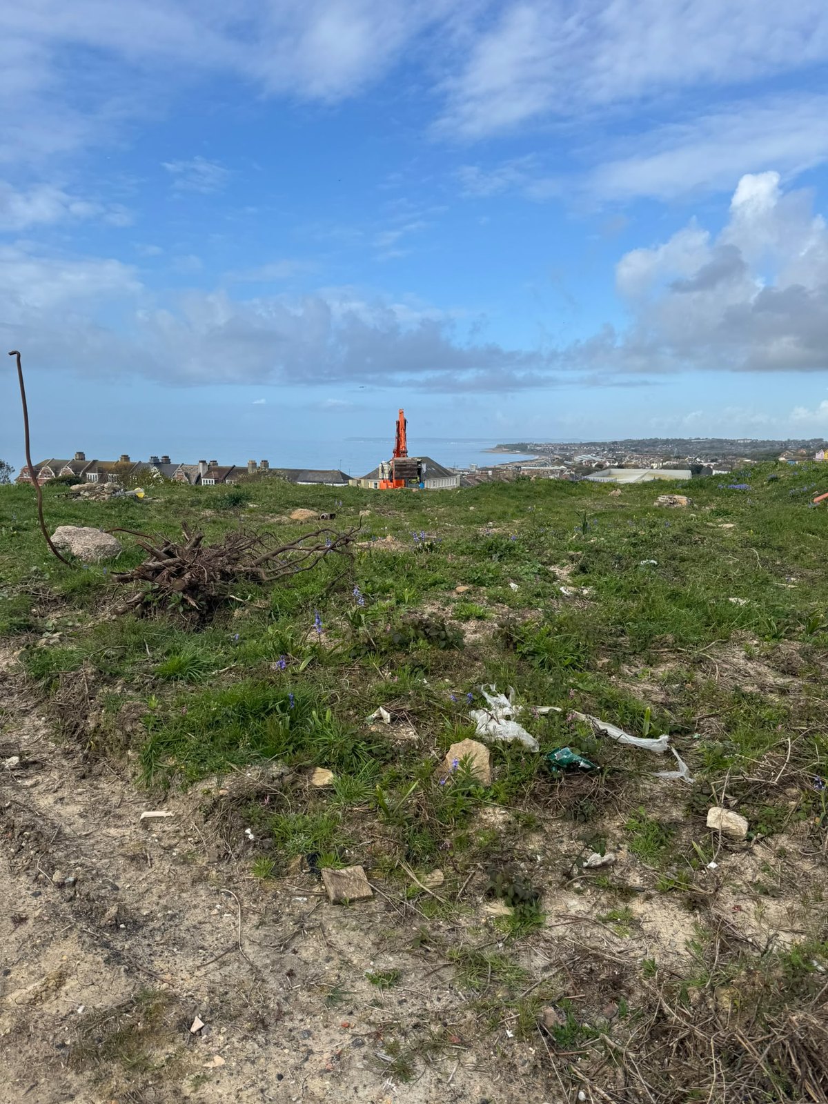West Hill Road, photo 3
